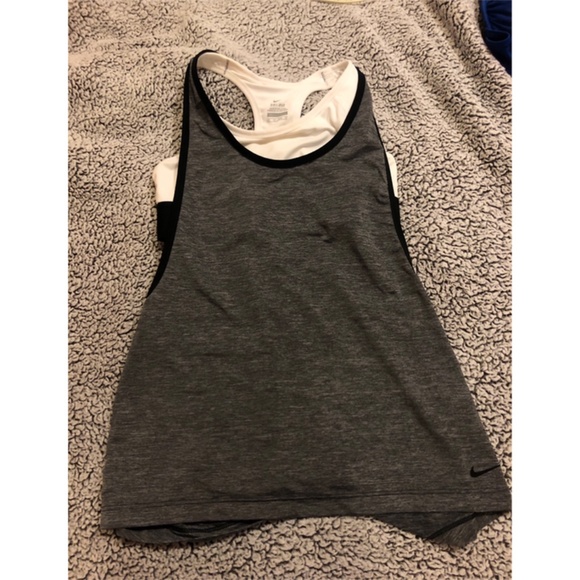 NWOT Nike Dri-Fit Grey Exercise Top w Built in Bra - Picture 2 of 4